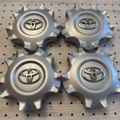 新品未使用】ハイラックスサーフ ランクルプラド センターキャップ 4個