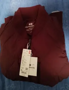 ユニクロ　ホワイトマウンテニアリングリサイクルハイブリッドダウンジャケット　XL