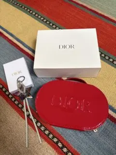 DIORバニティポーチ　サンプル付　& チャーム　ノベルティ 新品