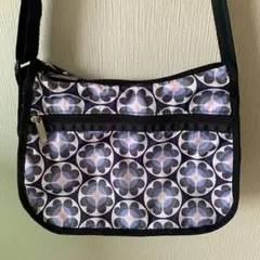 LeSportsac レスポートサック　ショルダーバッグ　ハート花柄