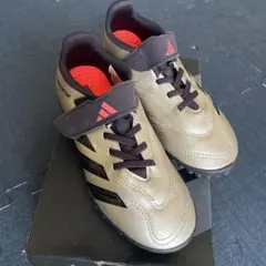 【中古品】 アディダス　 サッカートレーニングシューズ 21cm
