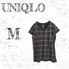 【ユニクロ】UT 　Vネック　Tシャツ 　黒　M　綿100%