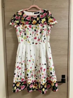 エムズグレーシー　花柄 半袖ひざ丈ワンピース42