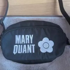 MARY QUANT ブラックショルダーバッグ