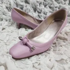 Item thumbnail for item 479c6143-ac7a-4c36-844b-cf1c8ba78891