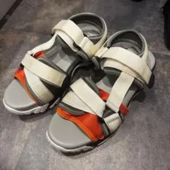 Item thumbnail for item 7c31d048-0d93-429f-b9d1-d74baa5671de