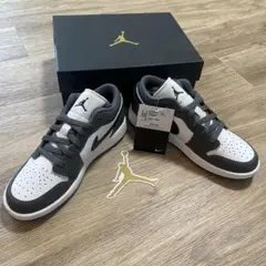23センチ　美品NIKE エアジョーダン1 2025年最新】nike エアジョーダン1 23cmの人気アイテム - メルカリ