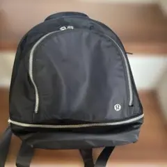 lululemon シティ アドベンチャー バックパック ミニ 11L ブラックのサムネイル