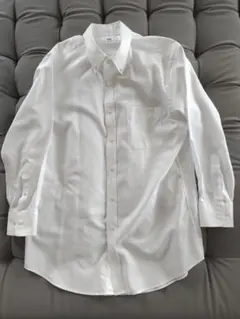 【ユニクロ】ボタンダウン長袖シャツ