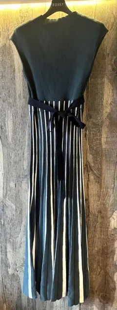 ノースリーブロングワンピース M