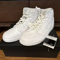 NIKE AIR JORDAN 1 MID ホワイト