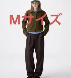 最安値♡未使用新品✨　GU チノバレルレッグタックパンツ Mサイズ