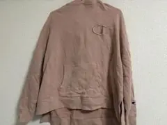 Champion ピンク フード付きパーカー