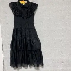 黒ワンピース　ハロウィン　魔女　ウェンズデー