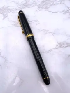 Item thumbnail for item a2067649-c258-4f31-84de-5afce1fa6c90