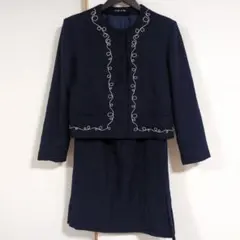 ネイビー刺繍スーツセット