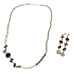 ネックレス&ピアス　セット商品　まとめ売り　キラキラビーズチャーム　ゴールド