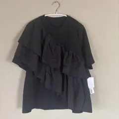未使用品!アシンメトリー異素材フリル 黒Tシャツ M-Lサイズ