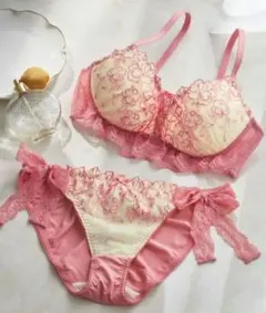 YU'NOW ブラセット ピンク