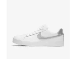 NIKE コートロイヤルAC 未使用