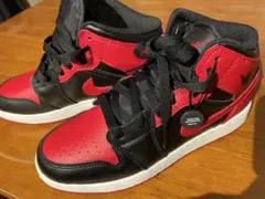 Nike GS Air Jordan 1 Mid 