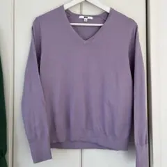 ユニクロ　Vネックコットンセーター　パープル　M