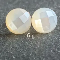 白蝶貝　スタッドピアス　サージカルステンレス