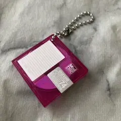 ガチャガチャ maxell MDミニチュアチャーム カラーMDピンク