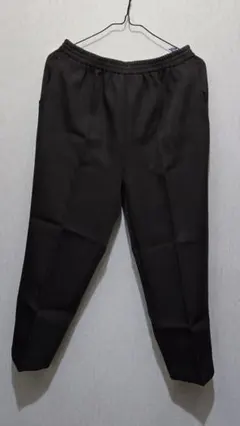 新品未使用　ズボン　スラックス 　LLサイズ　モカ　暖かい素材