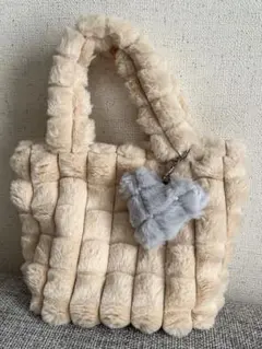 ふわもこトートバック