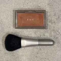【RMK】 ピュア コンプレクション ブラッシュ 10 サハラベージュ ブラシ付