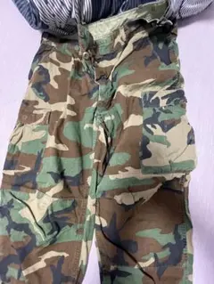 迷彩カーゴパンツ 多ポケット