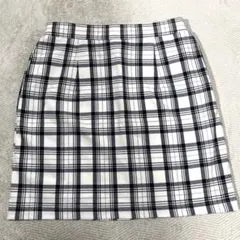 チェックスカート