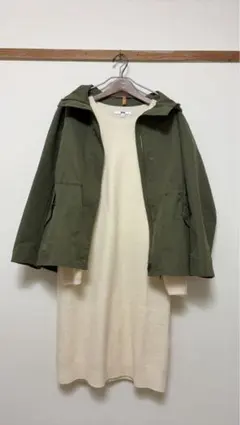 UNIQLO ユーティリティパーカー