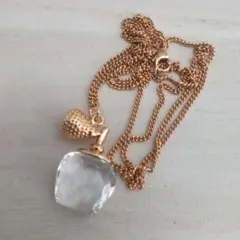 スワロフスキー　香水 ネックレス