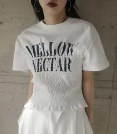 出品日売り切りセール【AMERI VINTAGE 】 Tシャツのサムネイル