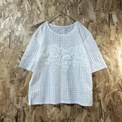 【ピーチジョン】アイレットレースフラワーモチーフトップスM/L 刺繍 花柄のサムネイル