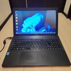 ⭐美品⭐　ノートパソコン　薄型　ASUSのサムネイル