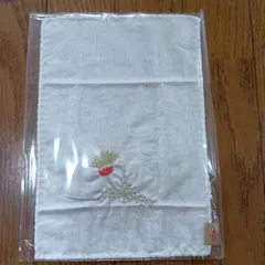 リネン製刺繍ハンカチ　クリーム色