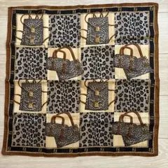 FENDI Foulard スカーフ 幾何学模様 イタリア製 - メルカリ