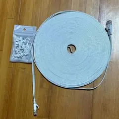 LANケーブル 20m CAT6 ホワイト フラットタイプ（固定クリップ付き）