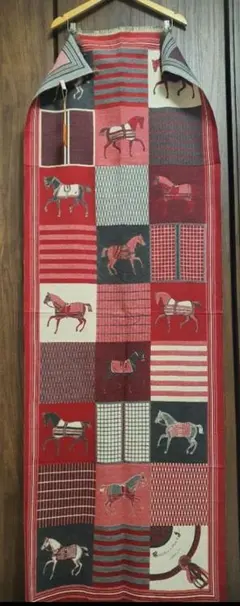 未使用 馬のモチーフ ストール 赤 グレー 大型