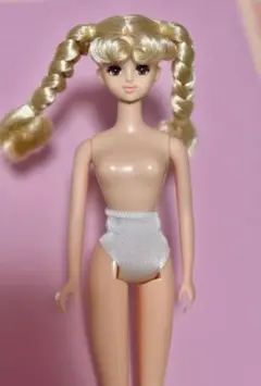 厳選　リカちゃんキャッスル　おたのしみドール　ジェニーちゃん　姫カット　新品 厳選 リカちゃんキャッスル おたのしみドール ジェニーちゃん 姫カット