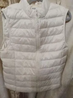 まみ❤様UNIQLO ウルトラライトダウンベスト M 保存袋付き