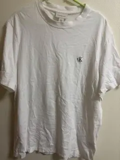 CKロゴ刺繍 ホワイトTシャツ