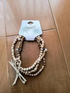 ハワイアンジュエリー　ハンドクラフト　ブレスレット三連3点　新品未使用　貝と木製