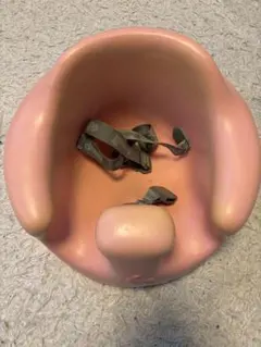 Bumbo バンボ ベビーチェア ピンク【使用感・黄ばみあり】