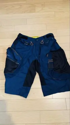ワークマン　着るかばん　Mサイズ　ネイビー　中古