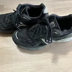 New Balance 990 v4 made in USAブラックスニーカー