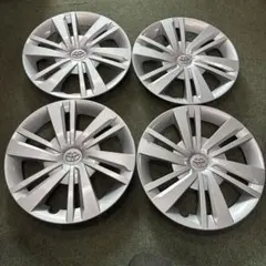 新車外し‼️トヨタ純正 ルーミー スチールホイール ホイールキャップ 2
